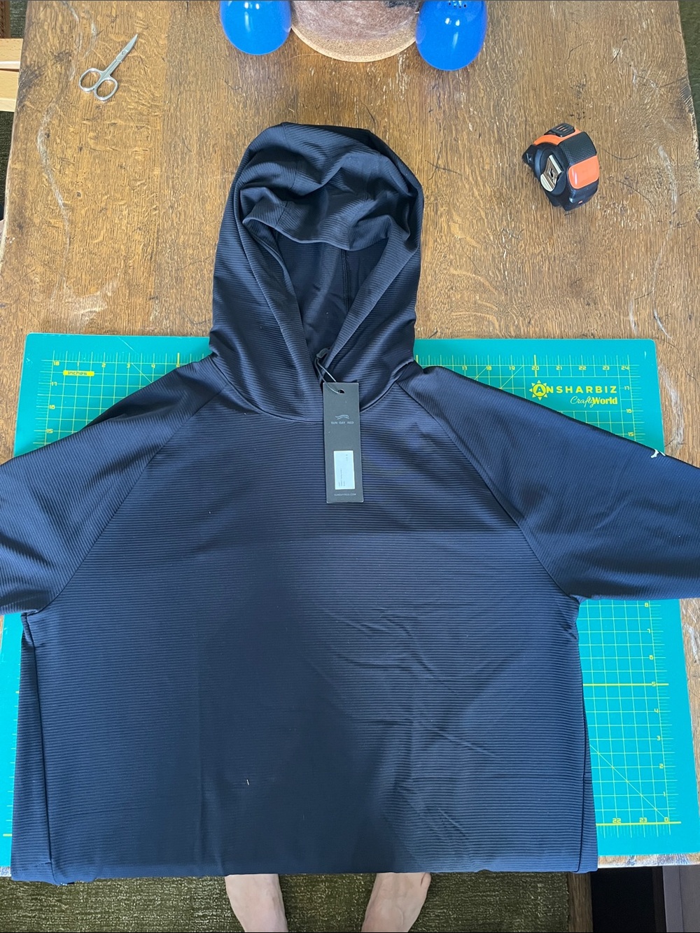 Sun Day Red Golf hoodie (NWT)